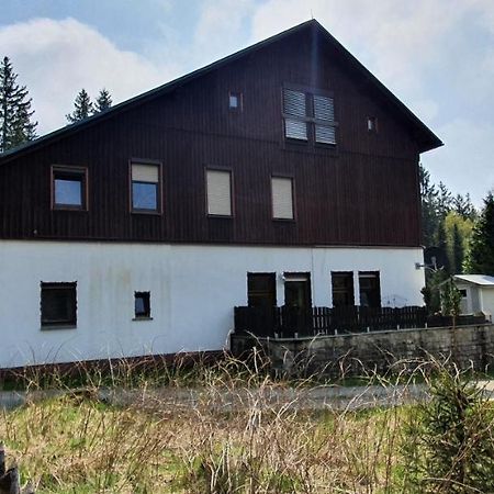 Erzgruen - Aktiv Und Entspannt Im Gruenen Appartement Zwönitz Buitenkant foto