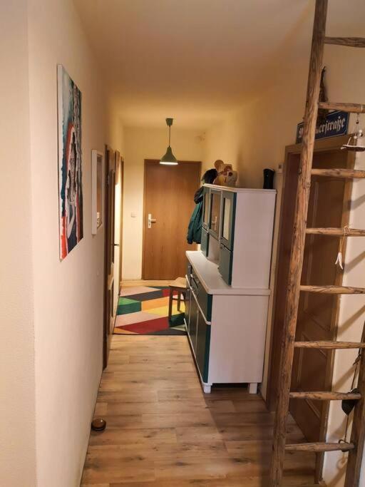 Erzgruen - Aktiv Und Entspannt Im Gruenen Appartement Zwönitz Buitenkant foto
